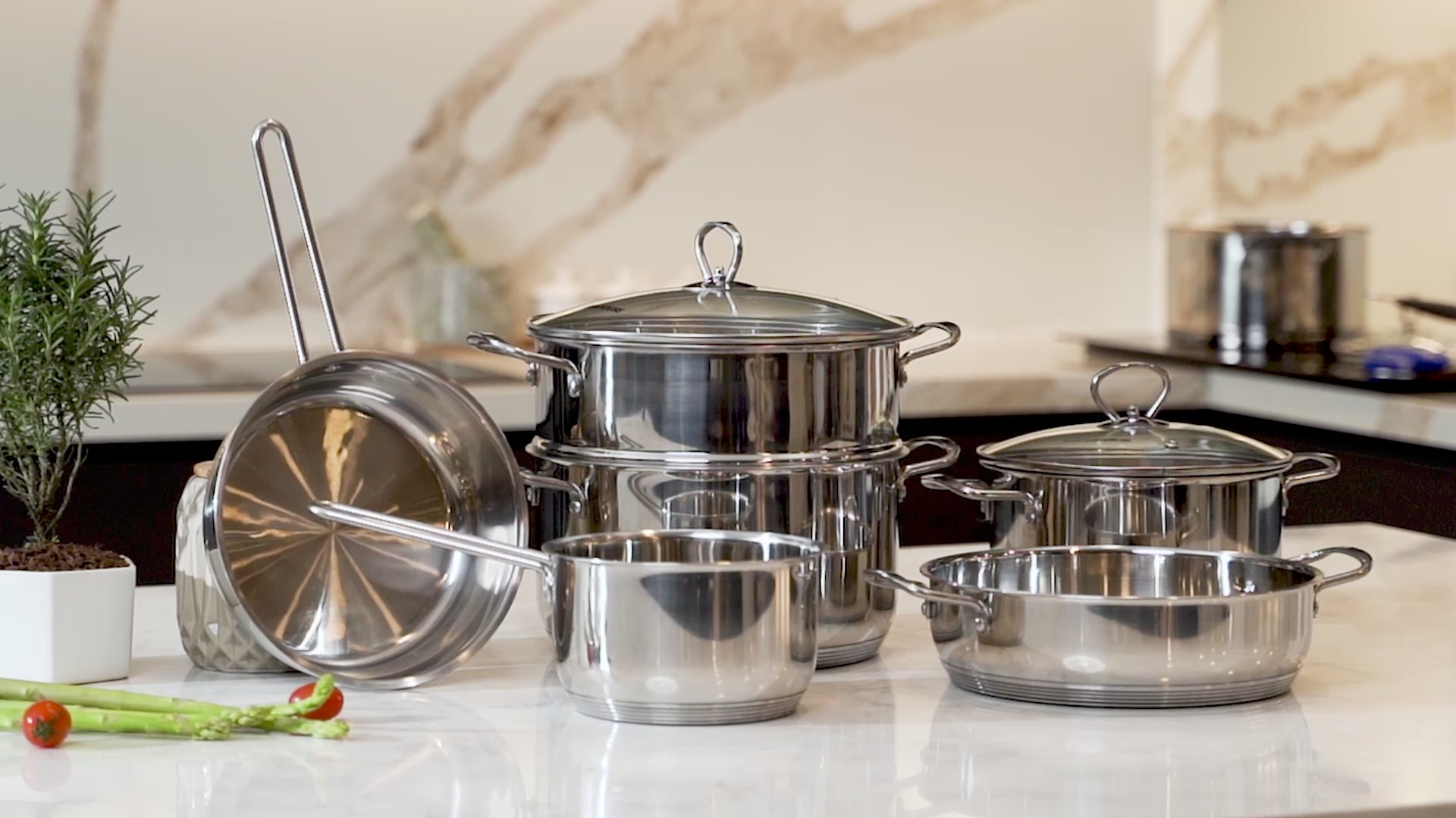 Load video: Cookware Sets AM500